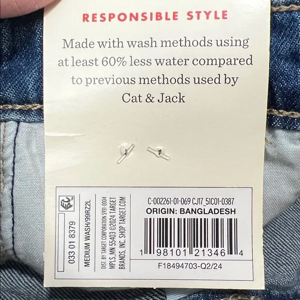 Boys cat & Jack Relaxed straight jeans size 3T New with tags